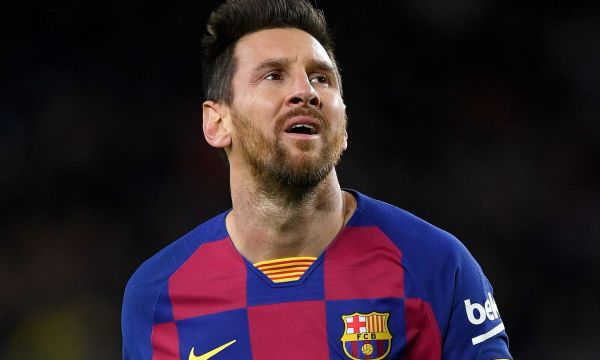 Лапорта: Неподходящо е „Камп Ноу“ да носи името на Меси