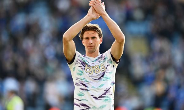 ПСЖ финализира сделката за Забарни