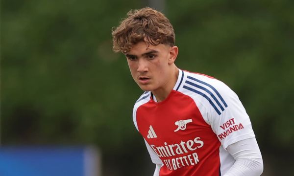 Чудо на Арсенал подписа младежки договор с клуба 