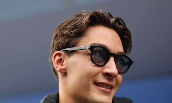 Ръсел спечели квалификацията в Сингапур