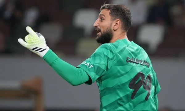 Журналист: Ръката на Донарума е като парче масло