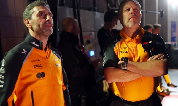 От Макларън коментираха двойното наказание 