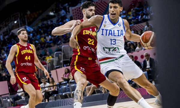 Италия победи Испания на Евробаскет 2025