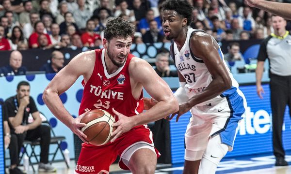 Турция размаза Гърция и е на финал на Евробаскет 2025