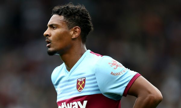 Нов в Уест Хем: Дано пипна топката срещу Сити