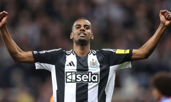 Исак се завърна към тренировки с Нюкасъл