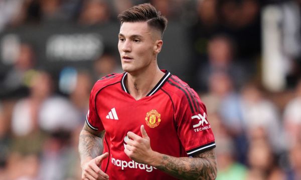 Шешко се контузи в мача с Тотнъм