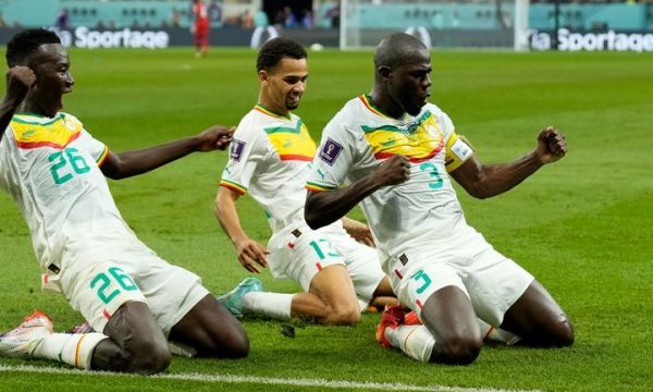 Сенегал отива на 1/8-финалите (видео)