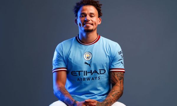 Филипс обясни защо пренебрегна Ман Юнайтед