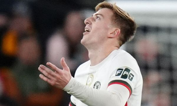 Агбонлахор призова Мареска да глобява за червени картони