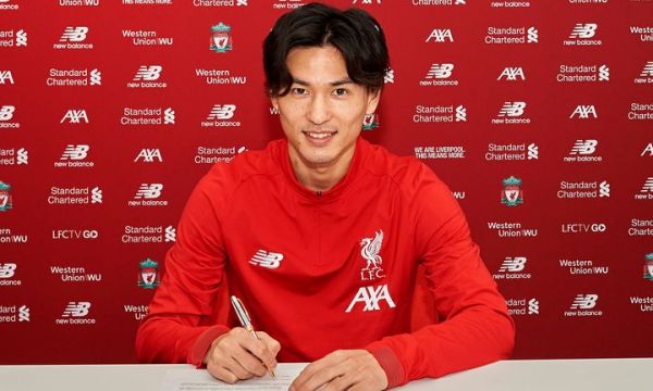   Ливърпул ще продаде Минамино за 17 млн. 