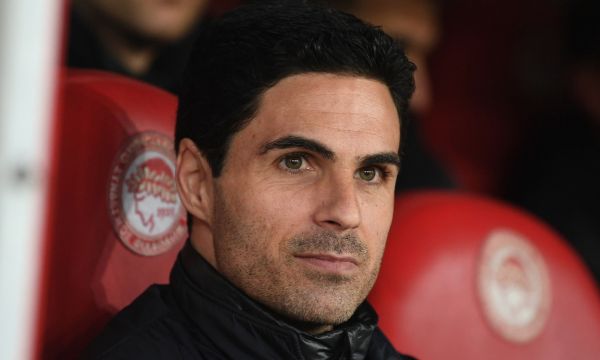 Вилиан: Научавам много от Артета