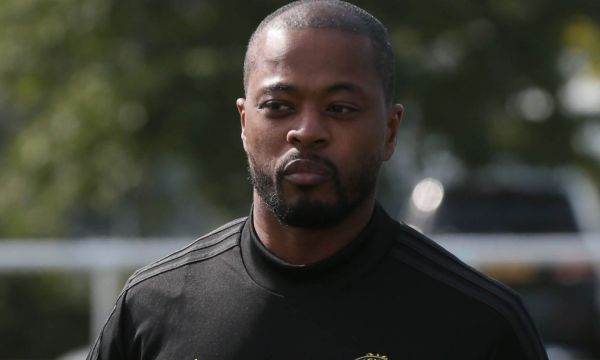 Евра мислел да се бие със Суарес