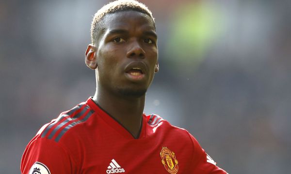 Юнайтед ще проведе среща с Twitter след обидите по адрес на Погба