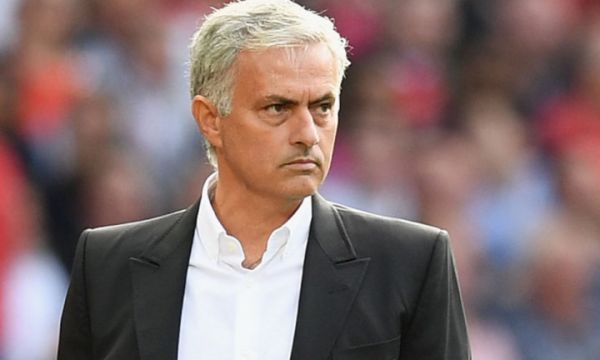 Моуриньо за сбиването: Различно поведение, различно възпитание