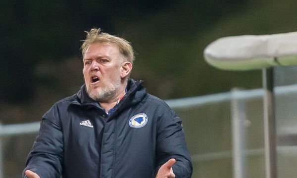 Просинечки оглави националния на Киргизстан