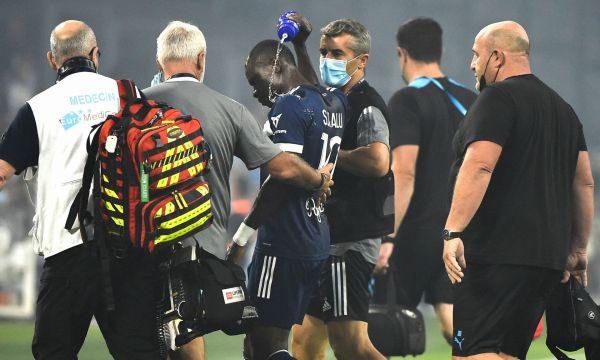 Играчът на Бордо загубил съзнание заради жегата