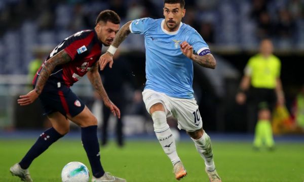 Лацио измъкна трите точки срещу упорит Каляри