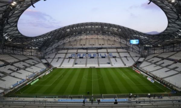 Марсилия ще победи колеблив Аякс 