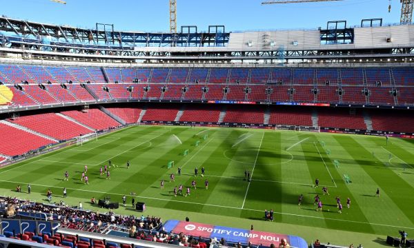Барса ще приеме Айнтрахт на „Камп Ноу“ 