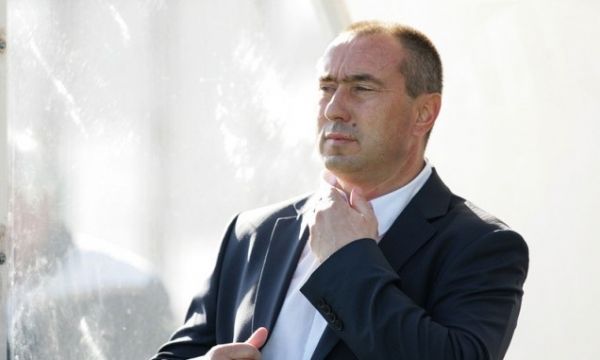 Официално: Мъри Стоилов е новият треньор на Левски