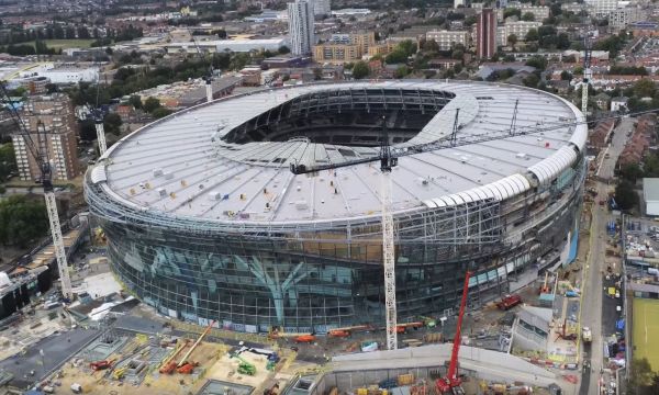 Преместването на Тотнъм на новия стадион може да се отложи с шест месеца