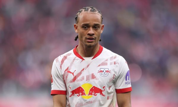 Тотнъм може да прихване Симонс от Челси