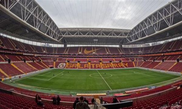 Ливърпул ще се справи с Галатасарай в Турция