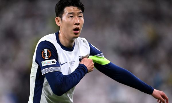  От ЛА обясниха трансфера на Сон