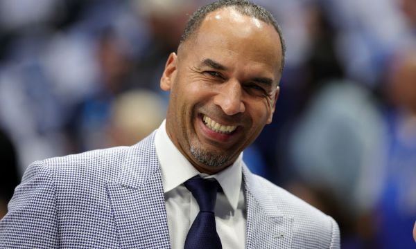 Далас Маверикс уволни генералния си мениджър 