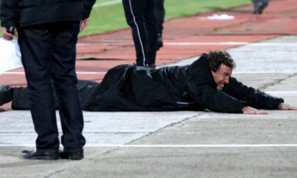 Временният треньор на Хебър: Ръководството преговаря с Вили Вуцов