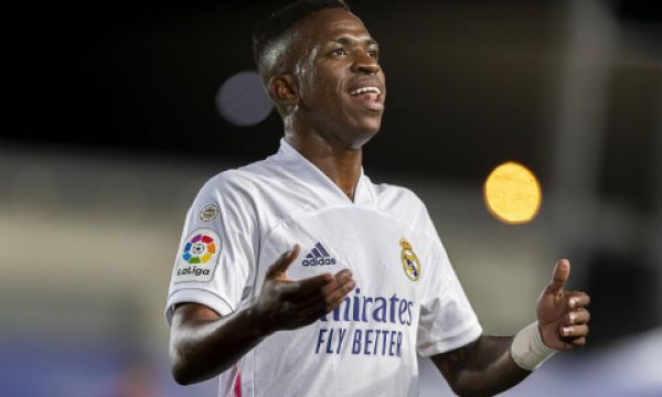 Ман Юнайтед поиска и Винисиус