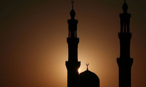 Реферите в Англия ще оставят почивка за постещите по време на Рамадан