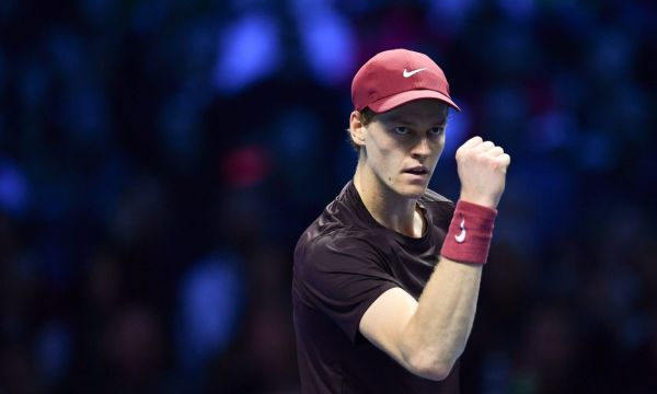 Синер победи Де Минор и се класира за финала на Заключителния турнир на АТР