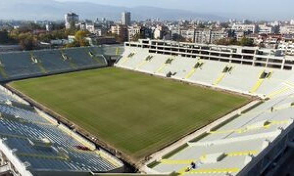 В Пловдив одобриха заема за стадионите на Ботев и Локомотив 