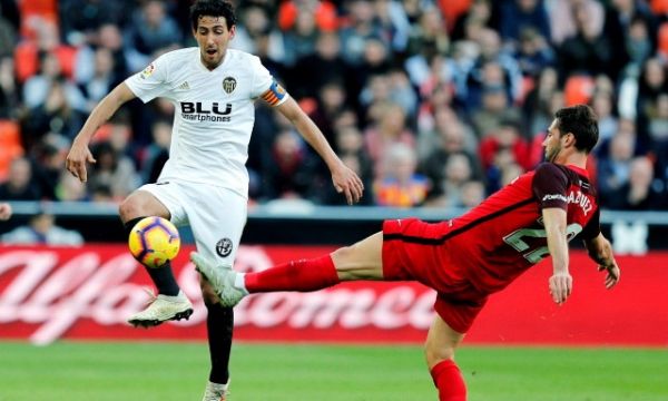 Късен гол на Валенсия провали плановете на Севиля