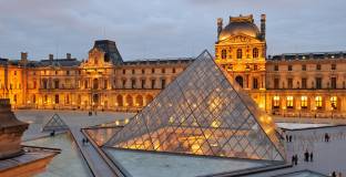 Заловените крадци на Лувъра се готвели да гледат футболен мач 