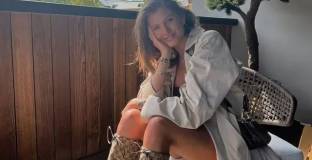   Балак се среща с 21-годишна 