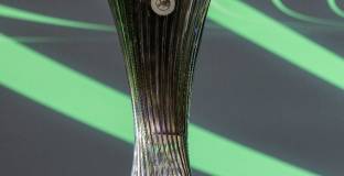 Лестър с ПСВ в 1/4-финалите на Лигата на Конференциите