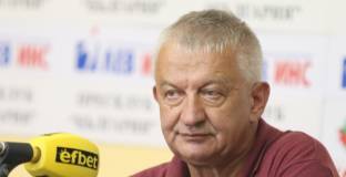 Крушарски: Колегите ми да си седнат на г*за, а не да казват кой ще играе в националния отбор