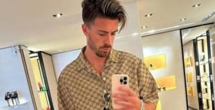 Грилиш стана жертва на крадци по време на мача с Евертън