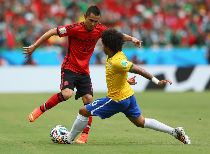 Вратар спаси равенството за Мексико срещу Бразилия (видео)
