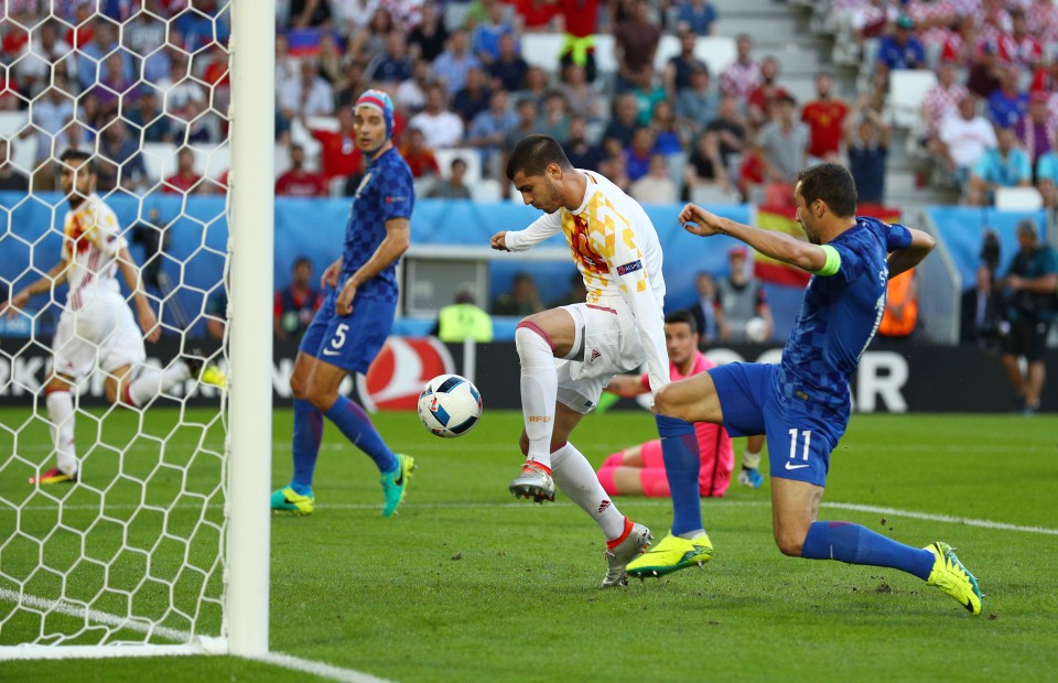 Хърватия обърна Испания в страхотен мач (видео)