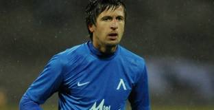 Славия привлича Дарко Тасевски, както и бивш национал на България