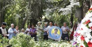 Левски почита Гунди и Котков в събота