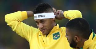 Бразилия започва квалификациите срещу Боливия