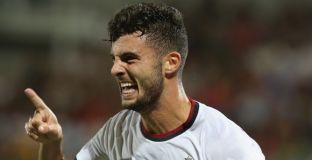 Милан влиза в групите на ЛЕ, след нов успех над Шкендия 