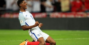 Англия с обрат срещу Словакия