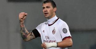 Милан взе своето срещу Сасуоло 