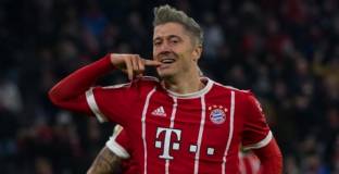 Класически Байерн не си даде зор за победата над Аугсбург (видео)